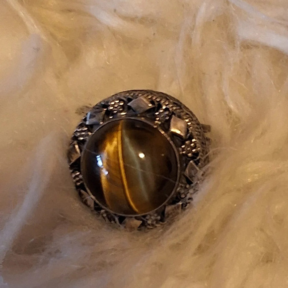 Vintage Sterling and tiger eye ring - Picture 5 of 9